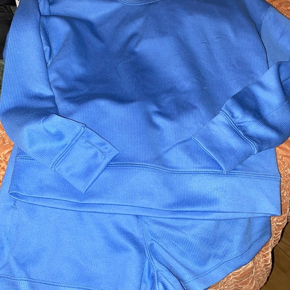 Danskin Girls 2 Piece Set - Picture 2 of 7